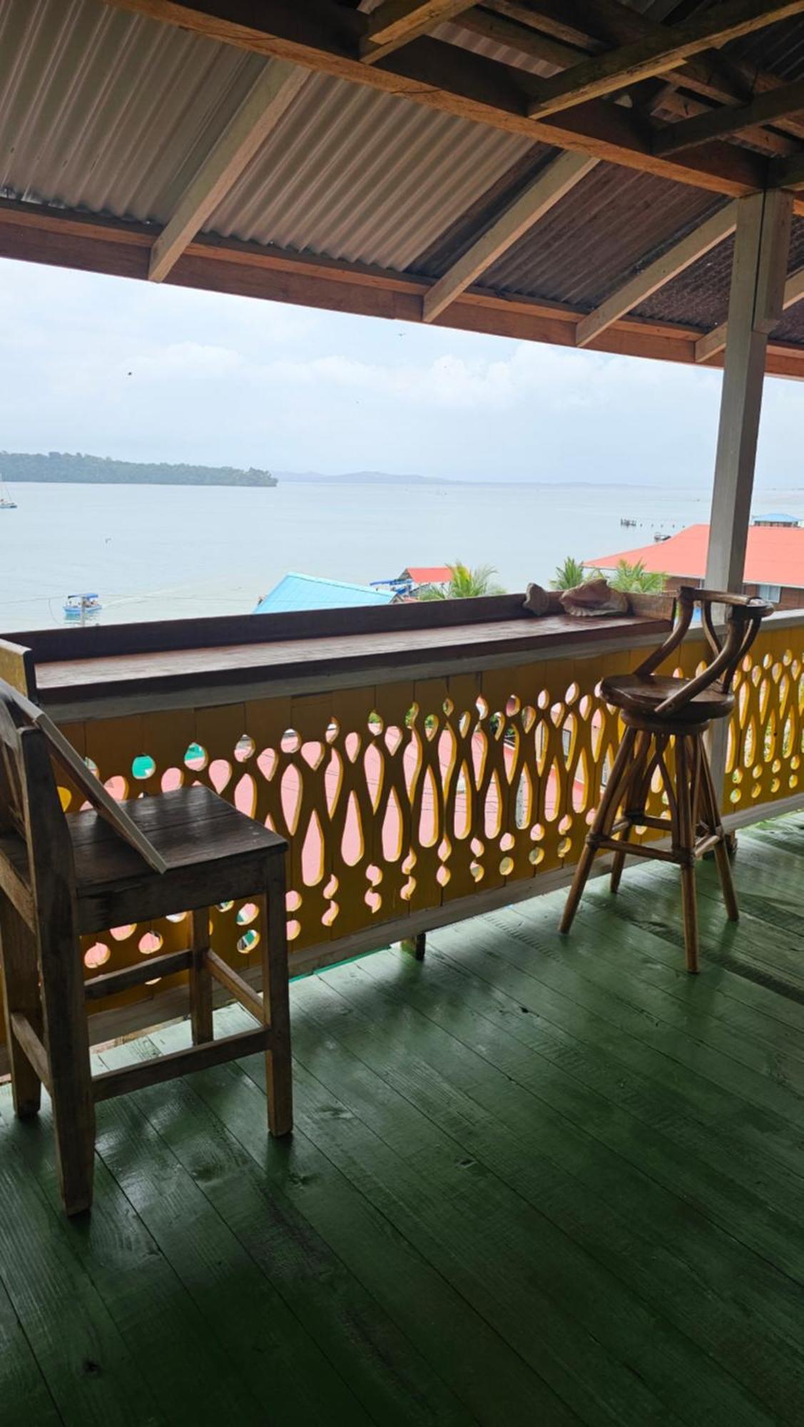 Bastimentos Hill Guest House Bocas Town Exterior foto